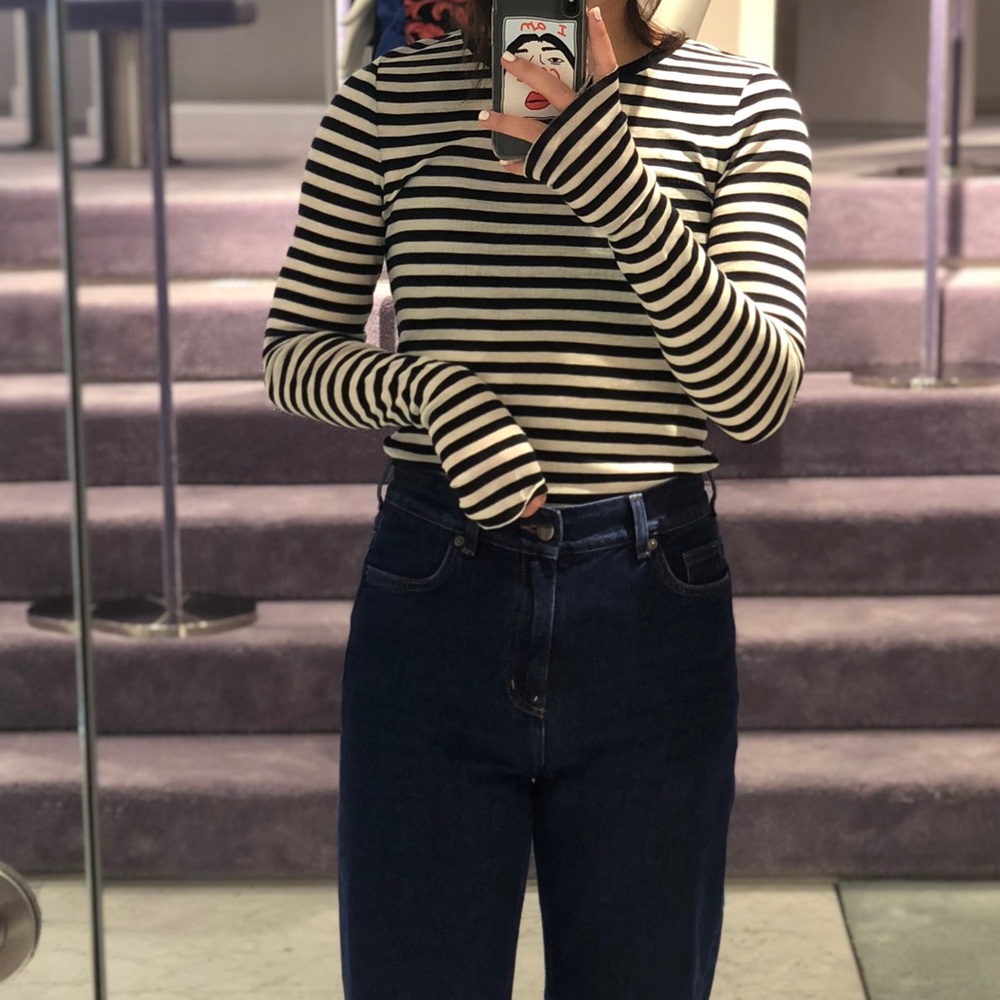 COS black white top